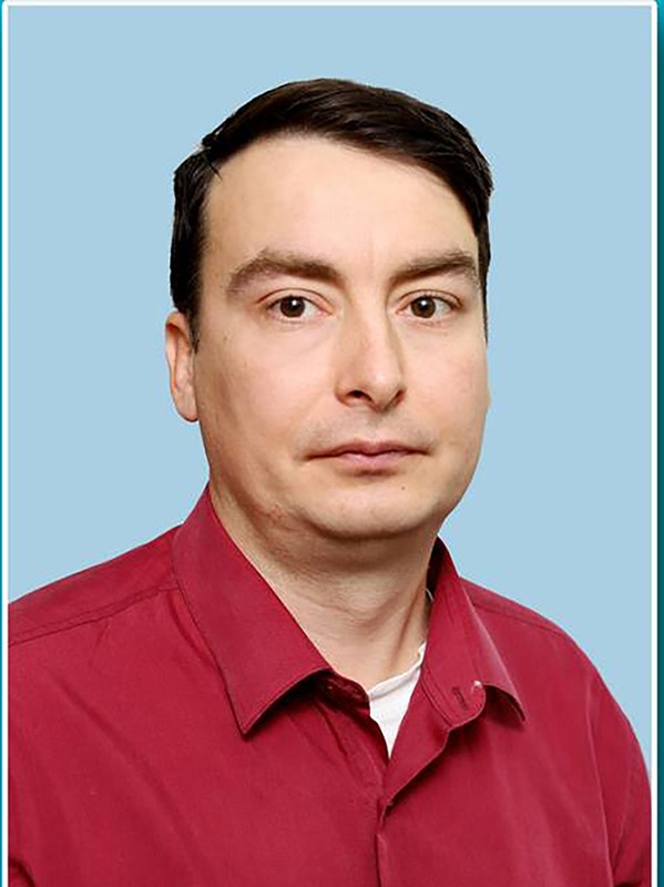 Аскаров Роман Александрович.